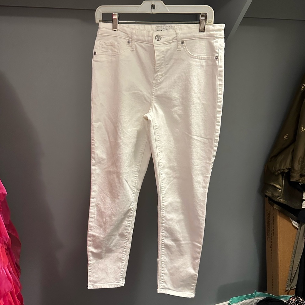 LUCKY BRAND SKINNY JEANS